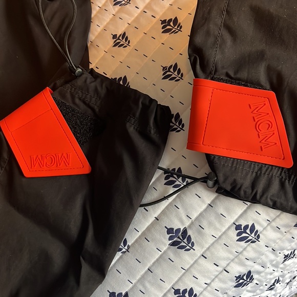 MCM tracksuit set Mens size small - Picture 2 of 8